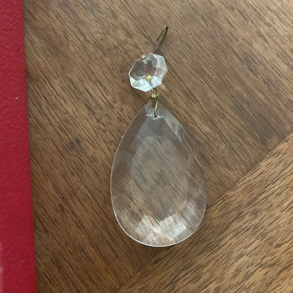 Vintage 22 Clear Crystal Teardrop Chandelier Crystals - Picture 2 of 5